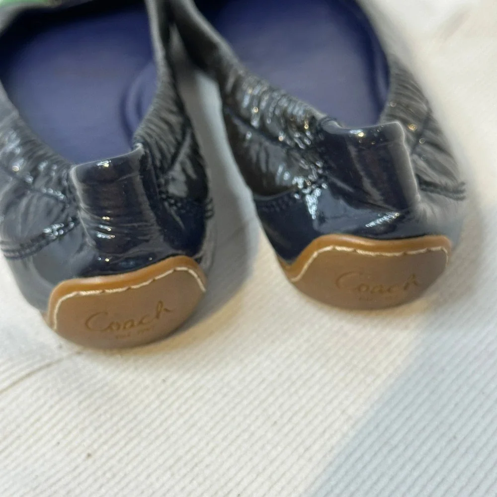 Coach Poppy Ballet Flats Women 7 Black Green Heart Logo Q3066